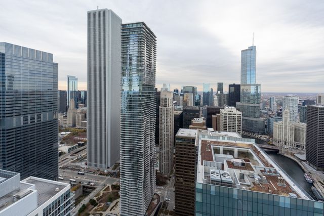 363 E Wacker Drive 1402, Chicago, IL 60601
