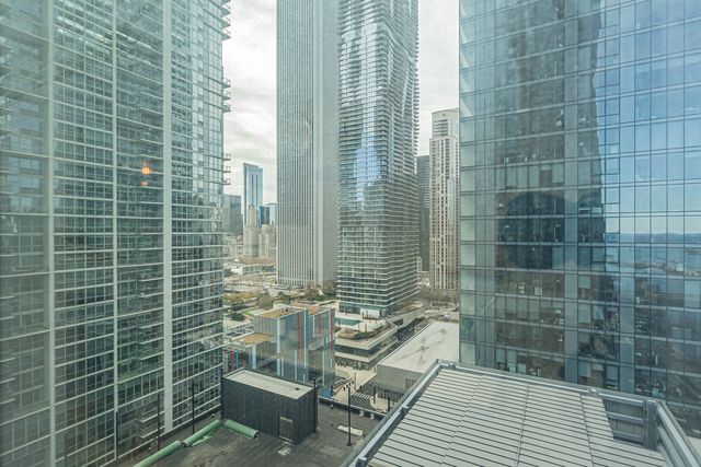 363 E Wacker Drive 1402, Chicago, IL 60601