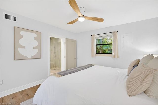 1275 8TH AVE N, Naples, FL 34102