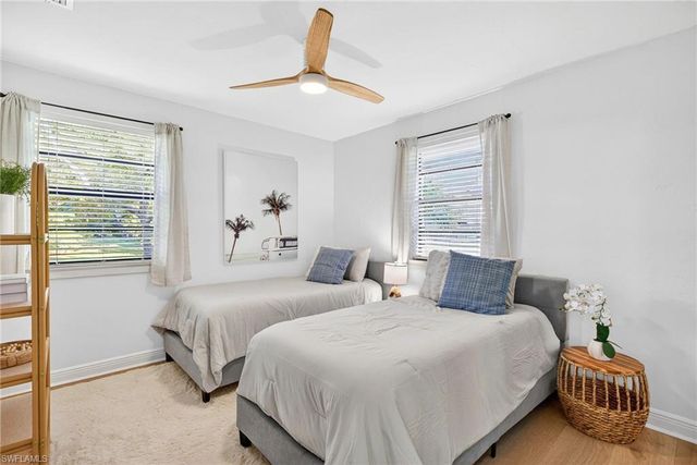 1275 8TH AVE N, Naples, FL 34102