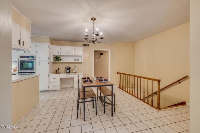 400 Old Castle Road, Kingsport, TN 37660