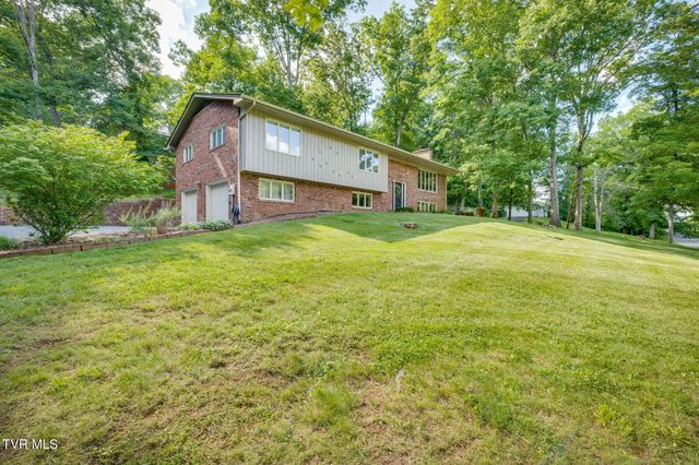400 Old Castle Road, Kingsport, TN 37660