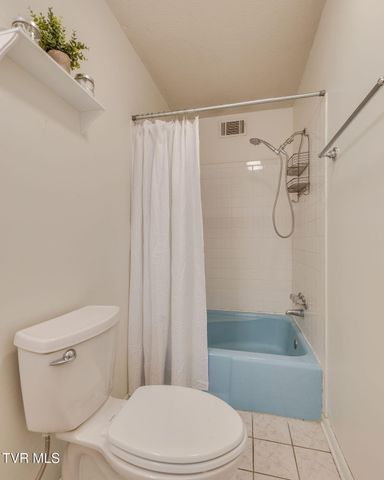 400 Old Castle Road, Kingsport, TN 37660