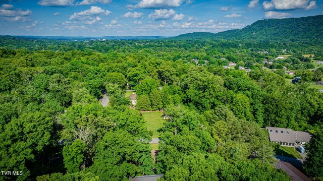400 Old Castle Road, Kingsport, TN 37660