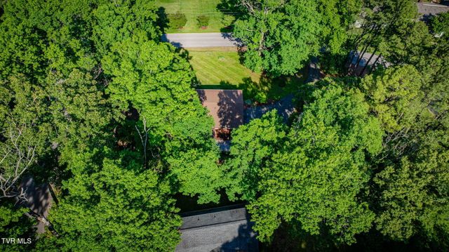 400 Old Castle Road, Kingsport, TN 37660