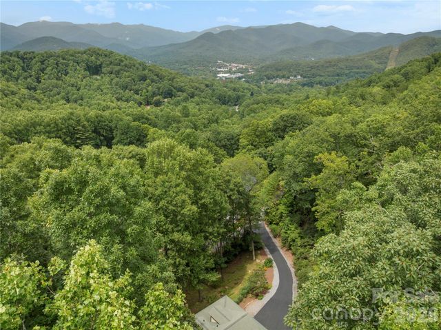 236 Holland Drive, Black Mountain, NC 28711