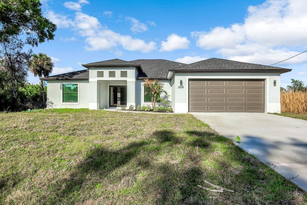 2618 Queen Drive, Lehigh Acres, FL 33971