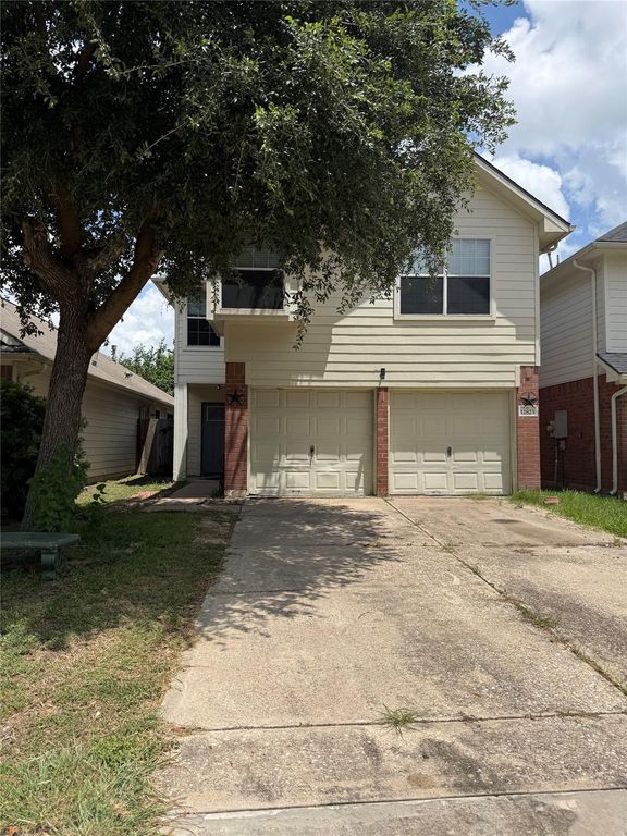 12823 Glorywhite Court, Houston, TX 77034