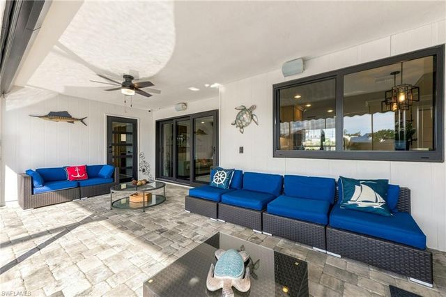 580 Tripoli CT, Marco Island, FL 34145