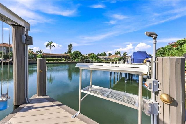 580 Tripoli CT, Marco Island, FL 34145