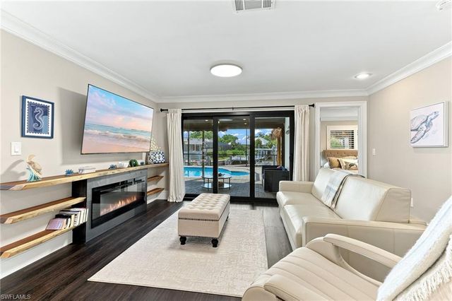580 Tripoli CT, Marco Island, FL 34145
