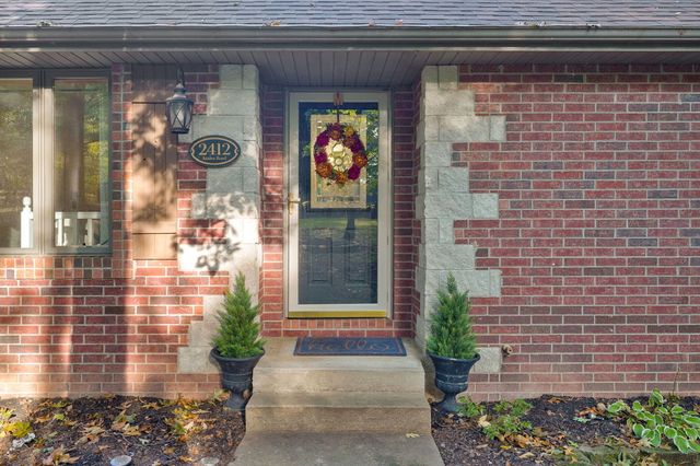 2412 W Azalea Road, Nixa, MO 65714