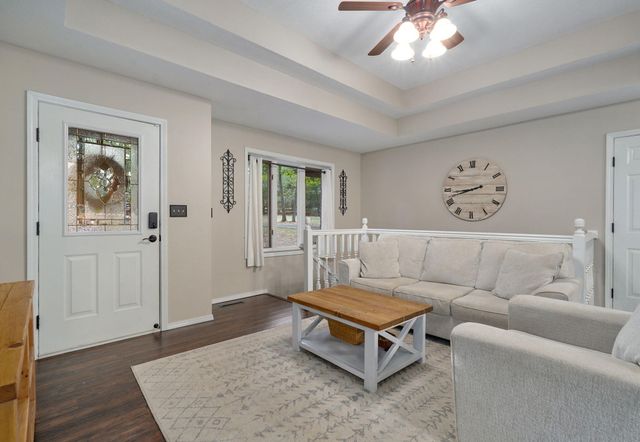 2412 W Azalea Road, Nixa, MO 65714