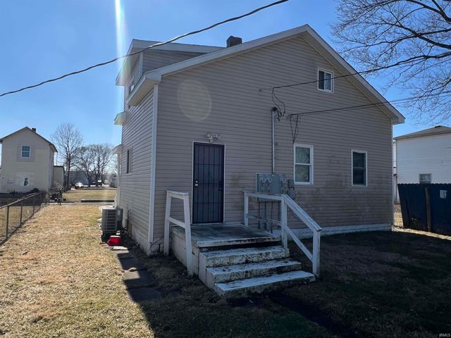 1008 W 1st Street, Muncie, IN 47305