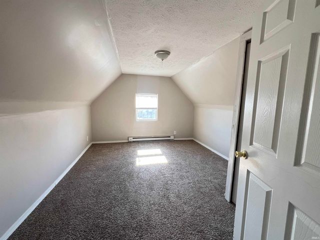 1008 W 1st Street, Muncie, IN 47305