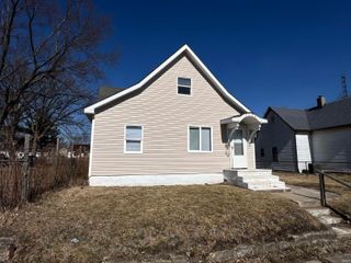 1008 W 1st Street, Muncie, IN 47305