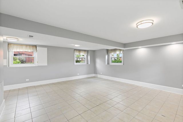 4403 Maple Court, Rolling Meadows, IL 60008
