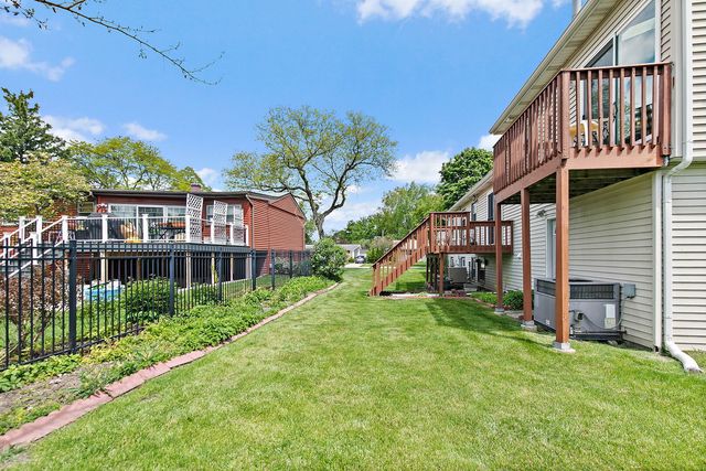 4403 Maple Court, Rolling Meadows, IL 60008