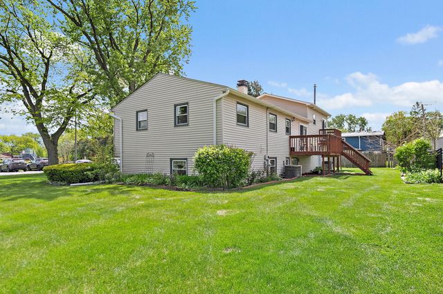 4403 Maple Court, Rolling Meadows, IL 60008