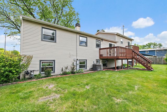 4403 Maple Court, Rolling Meadows, IL 60008