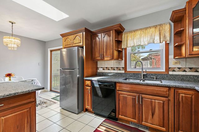 4403 Maple Court, Rolling Meadows, IL 60008