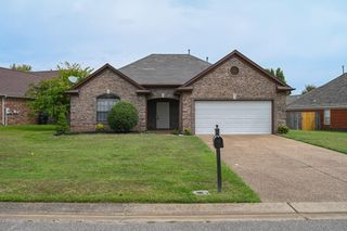 30 MOSSY SPRINGS CV, Oakland, TN 38060