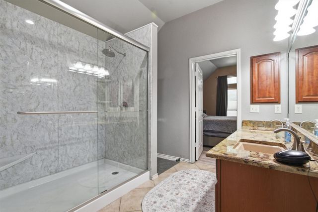 377 Verano DR, Kyle, TX 78640