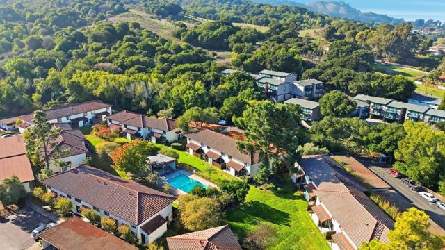 205 Del Valle Cir, El Sobrante, CA 94803