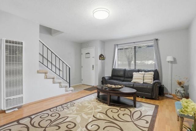 205 Del Valle Cir, El Sobrante, CA 94803