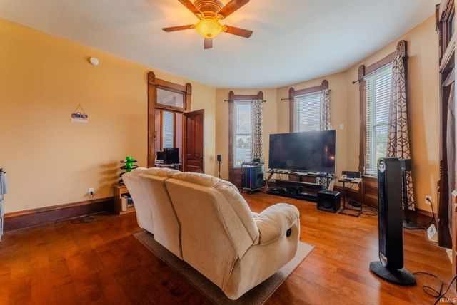 305 Manchester Avenue, Wabash, IN 46992