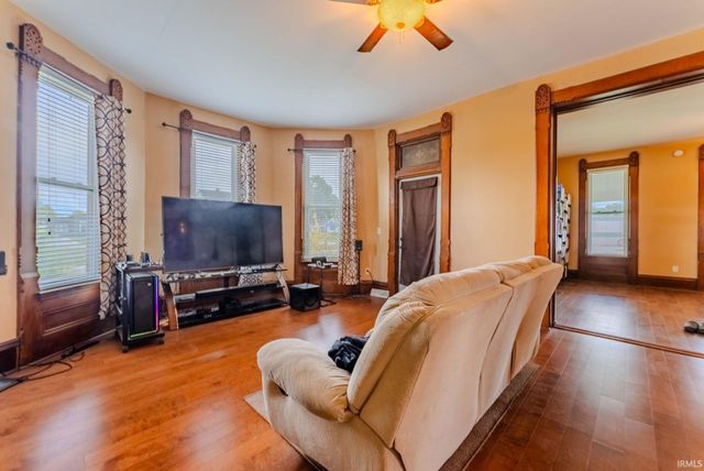 305 Manchester Avenue, Wabash, IN 46992