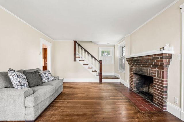 7 Enfield Road, Winthrop, MA 02152