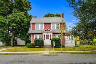 7 Enfield Road, Winthrop, MA 02152