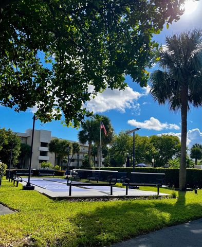 2460 Deer Creek Country Club Boulevard 408-A, Deerfield Beach, FL 33442