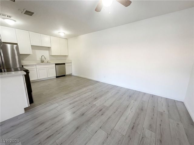 5097 Village Drive, Las Vegas, NV 89142