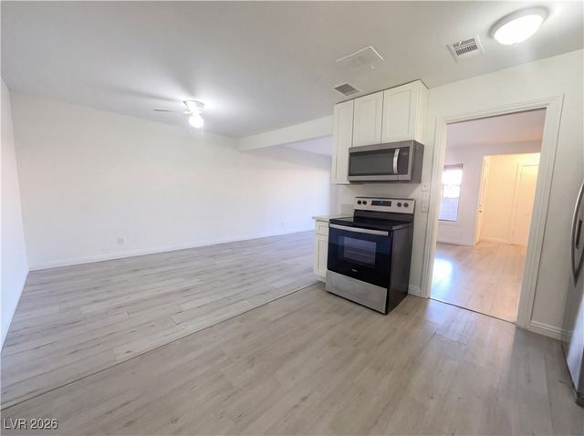 5097 Village Drive, Las Vegas, NV 89142