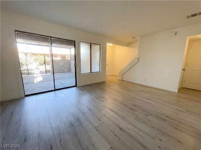 5097 Village Drive, Las Vegas, NV 89142