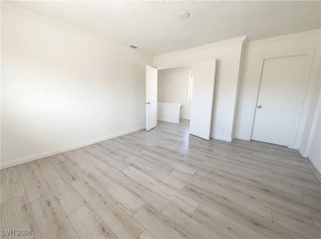 5097 Village Drive, Las Vegas, NV 89142