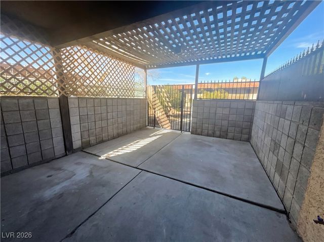 5097 Village Drive, Las Vegas, NV 89142