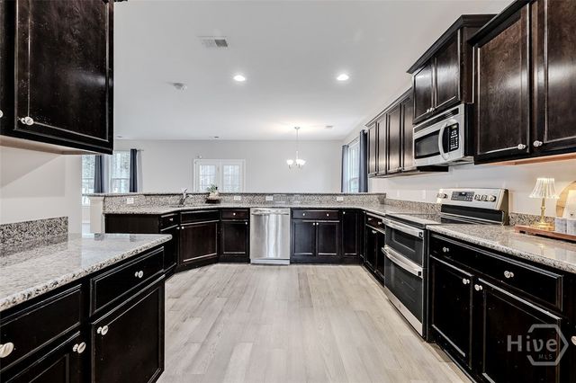 807 Hyacinth Circle, Guyton, GA 31312