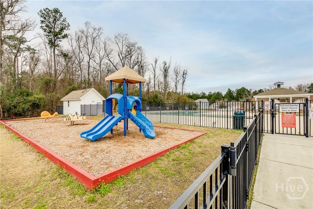 807 Hyacinth Circle, Guyton, GA 31312