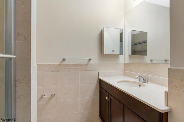 445 Van Houten Ave 109, Passaic City, NJ 07055
