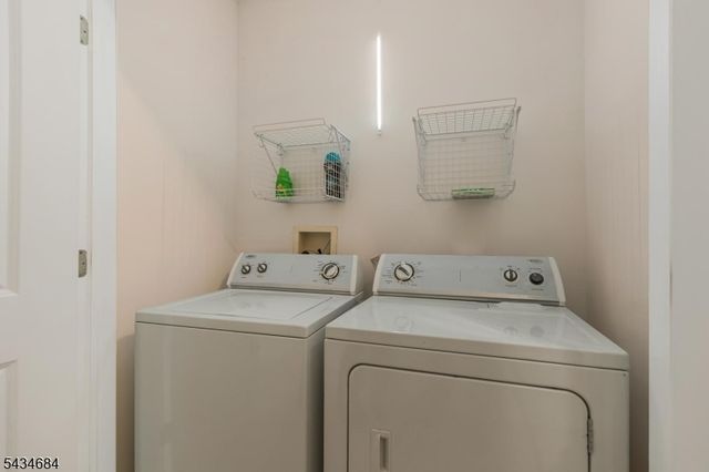 445 Van Houten Ave 109, Passaic City, NJ 07055