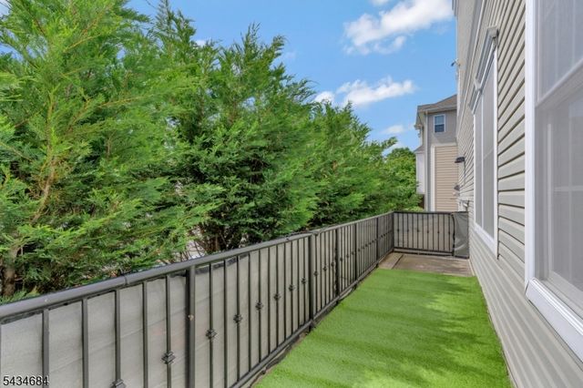 445 Van Houten Ave 109, Passaic City, NJ 07055