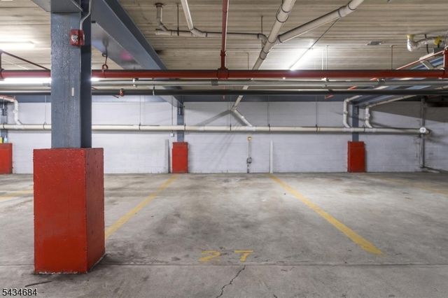 445 Van Houten Ave 109, Passaic City, NJ 07055