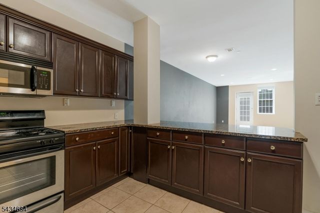 445 Van Houten Ave 109, Passaic City, NJ 07055