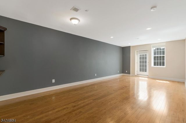 445 Van Houten Ave 109, Passaic City, NJ 07055