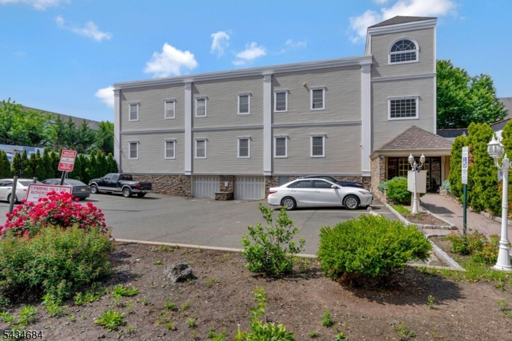 445 Van Houten Ave 109, Passaic City, NJ 07055