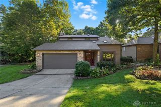 2210 Settlers Trail, Vandalia, OH 45377