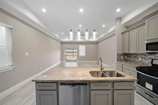 2807 Wichita St Street, Houston, TX 77004